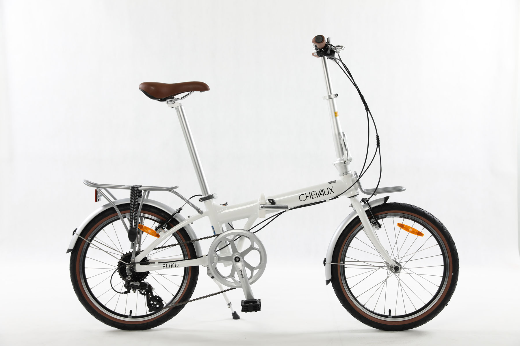 xe-dap-chevaux-fuku-trang