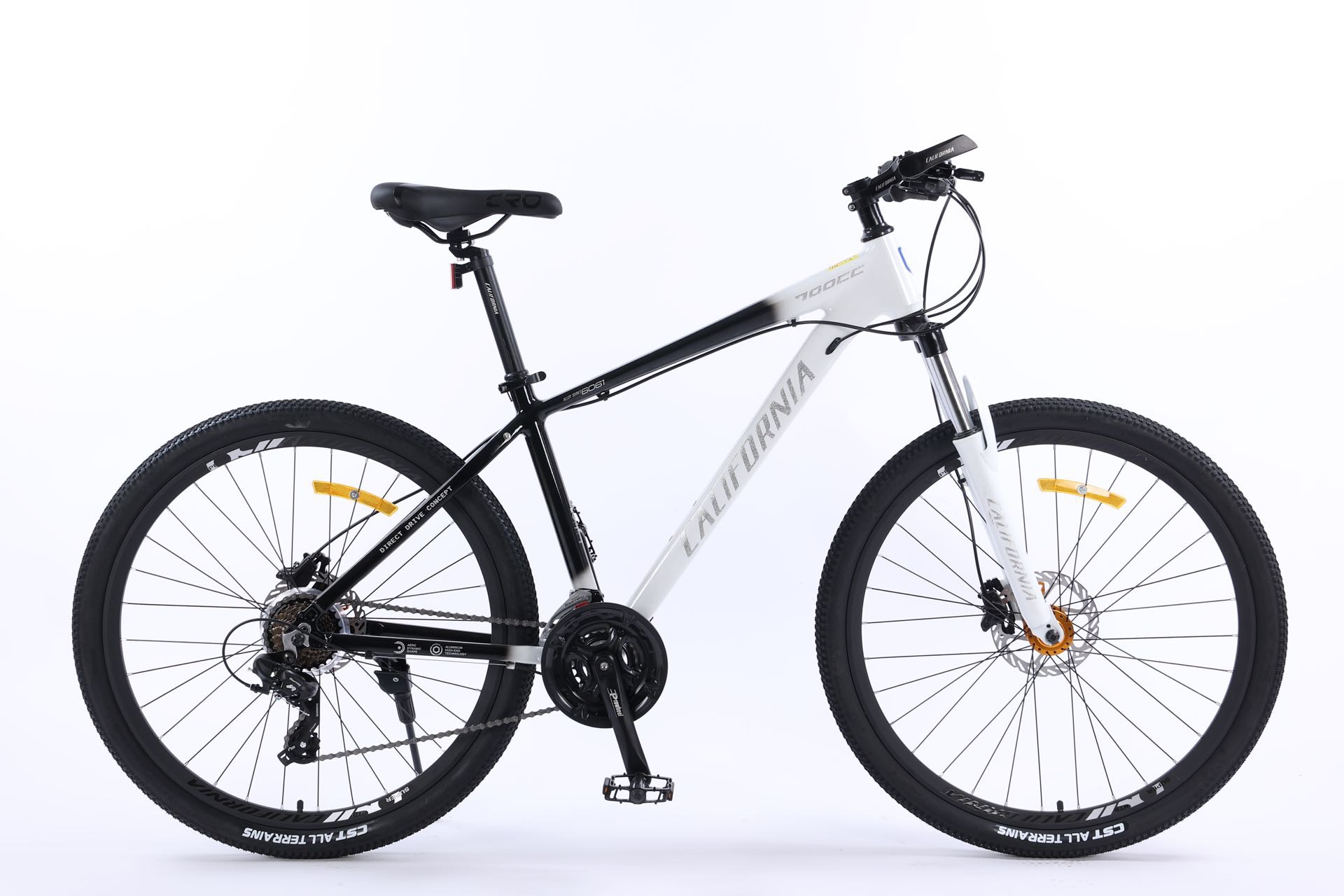 XE ĐẠP ĐỊA HÌNH CALIFORNIA 700CC (2022)