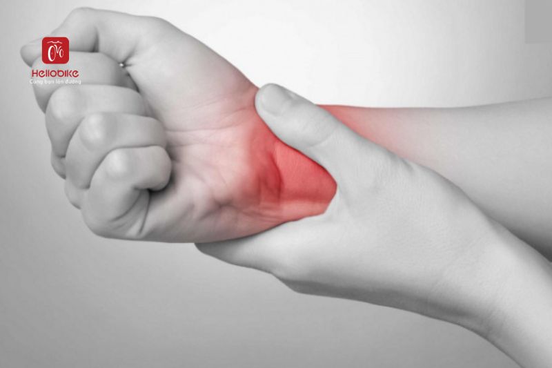 Các triệu chứng đau cổ tay khi đạp xe Các triệu chứng đau cổ tay khi đạp xe